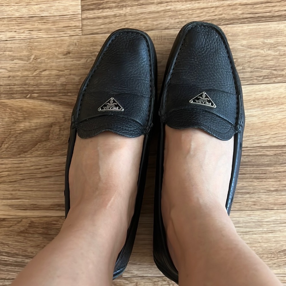 Prada Black Loafers 💯 authentic